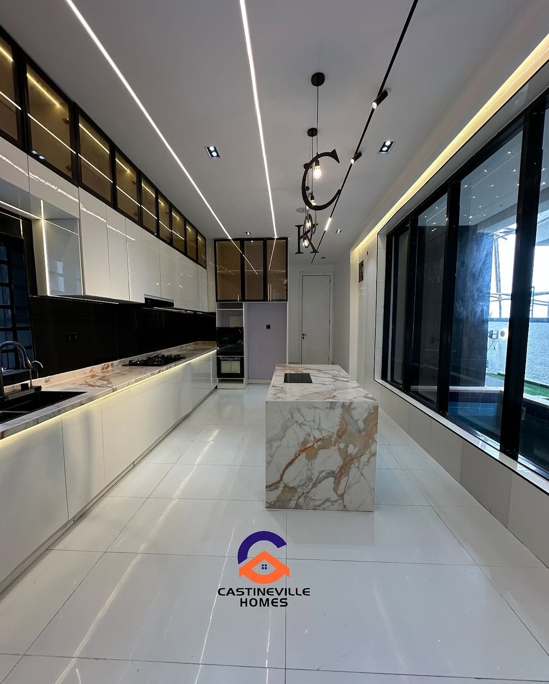 ▪️HOUSE TYPE_ Contemporary 5 bedroom Fully duplex with Swimming pool BQ‼️__📍LOCATION_ Ajah_ Lekki Lagos.__▪️PRICE_ N285 Million Naira‼_4