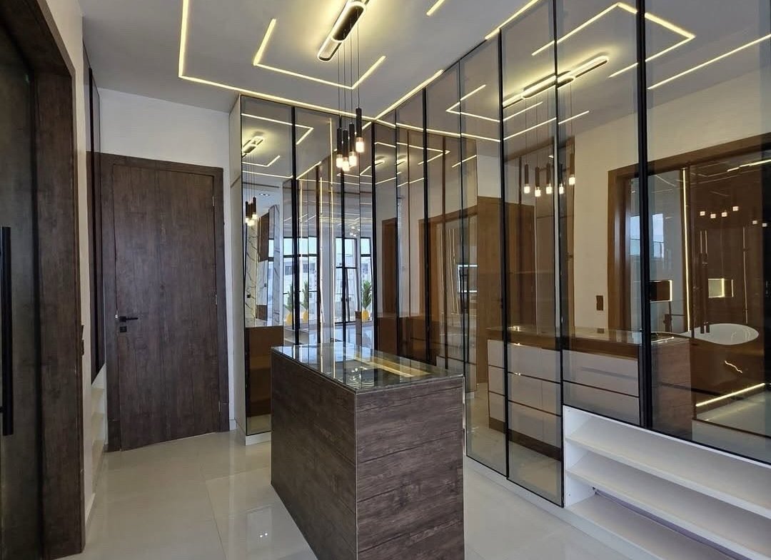 STILL SELLING‼️__HOUSE TYPE_ Contemporary 5 bedroom Fully duplex with Swimming pool BQ‼️__📍LOCATION_ Ajah_ Lekki Lagos.__▪️PRICE_ N300 Mil_7