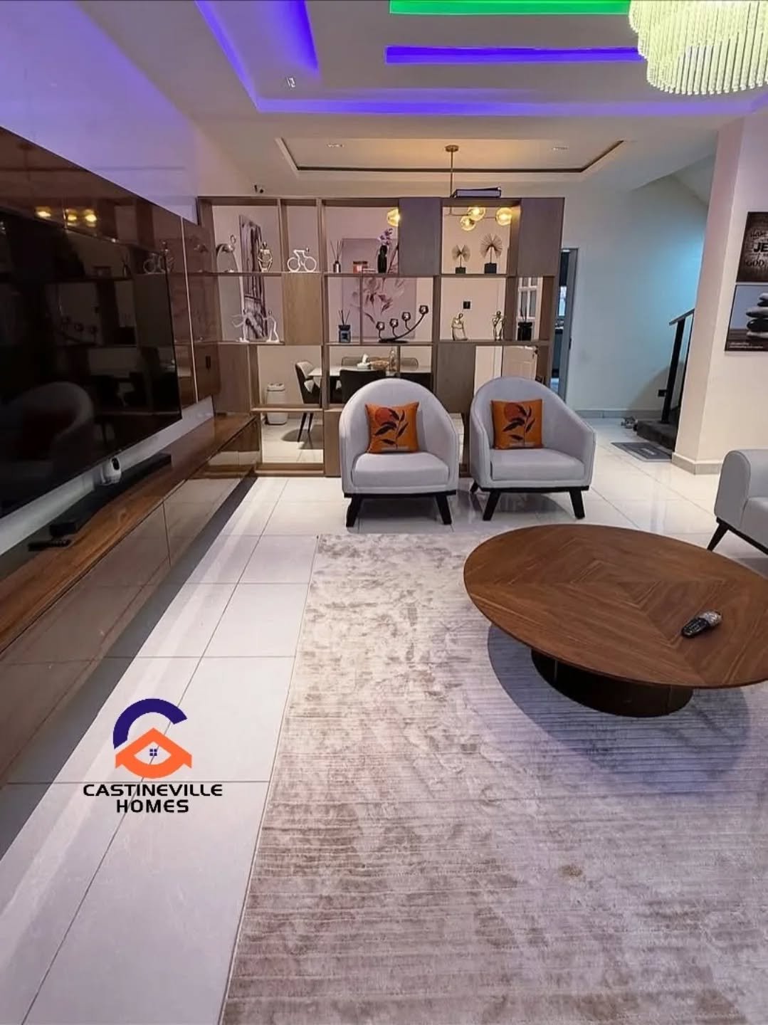 New listing __Furnished 4bedrooms terrace duplex with a room boys quarters available for sale.__Location_📍Guzape – Abuja __Price_ 550M Naira ( Asking )_2