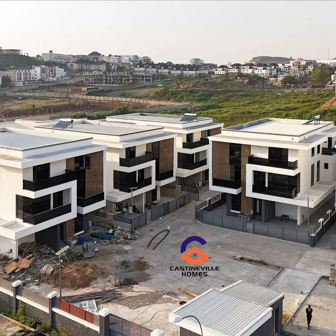 New listing __Newly constructed 4bedrooms terrace with a 1bedroom attached guest house available for sale.__Location_ 📍Apo – Abuja __Price_ 200M Naira _2