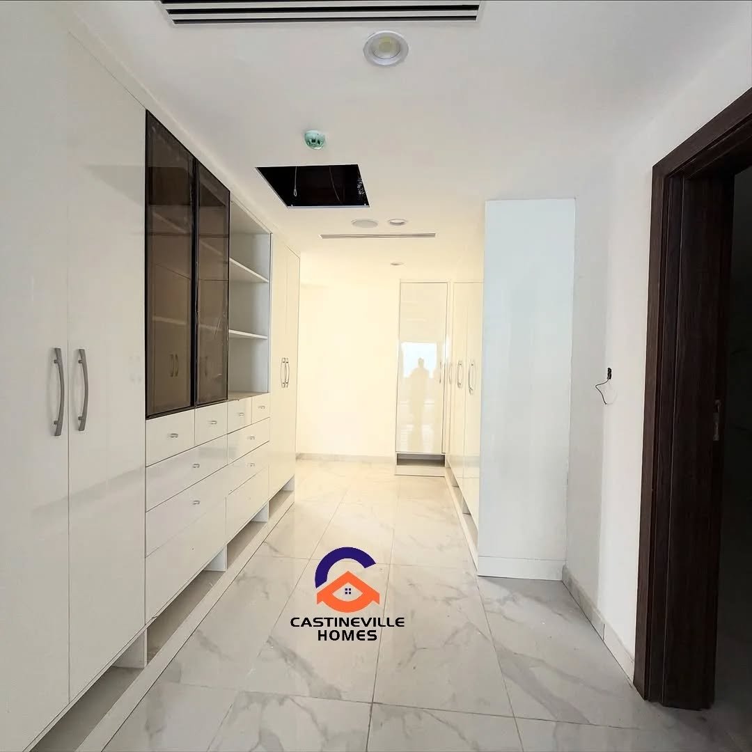 New listing __Newly constructed 4bedrooms terrace with a 1bedroom attached guest house available for sale.__Location_ 📍Apo – Abuja __Price_ 200M Naira _8