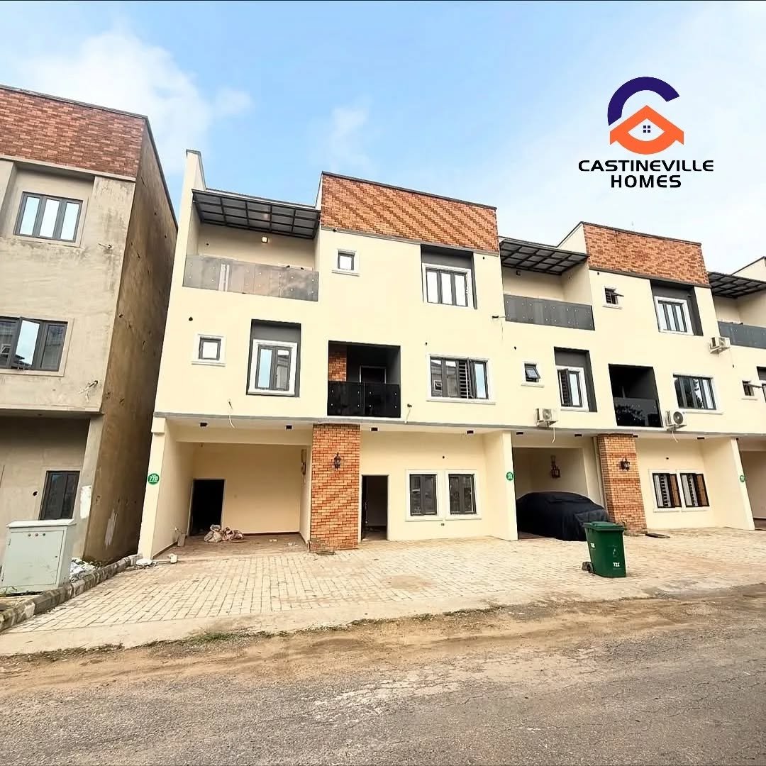 New listing __Newly constructed 4bedrooms terrace with a 1bedroom attached guest house available for sale.__Location_ 📍Apo – Abuja __Price_ 200M Naira_10