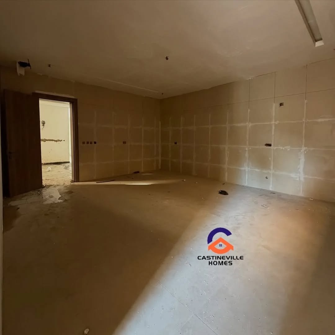 New listing __Newly constructed 5bedrooms fully detached duplex with 1room boys quarters available for sale.__Location_📍Maitama – Abuja __Price_ 2B Nai_4