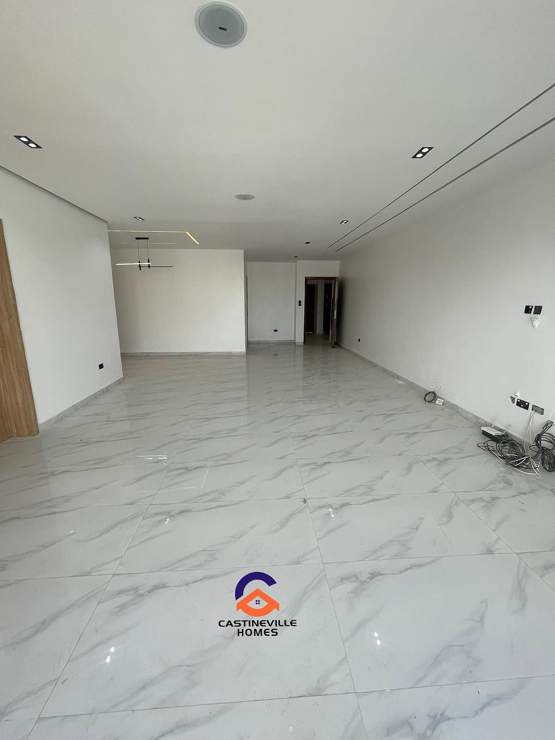 SPACIOUS 2 BEDROOM APARTMENTS FOR SALE WITH BQ 🏠🏠__(AREA IS PERFECT FOR SHORTLET ‼️‼️__Price_ 280Million‼️__Location _ LEKKI PHASE 1‼(_3