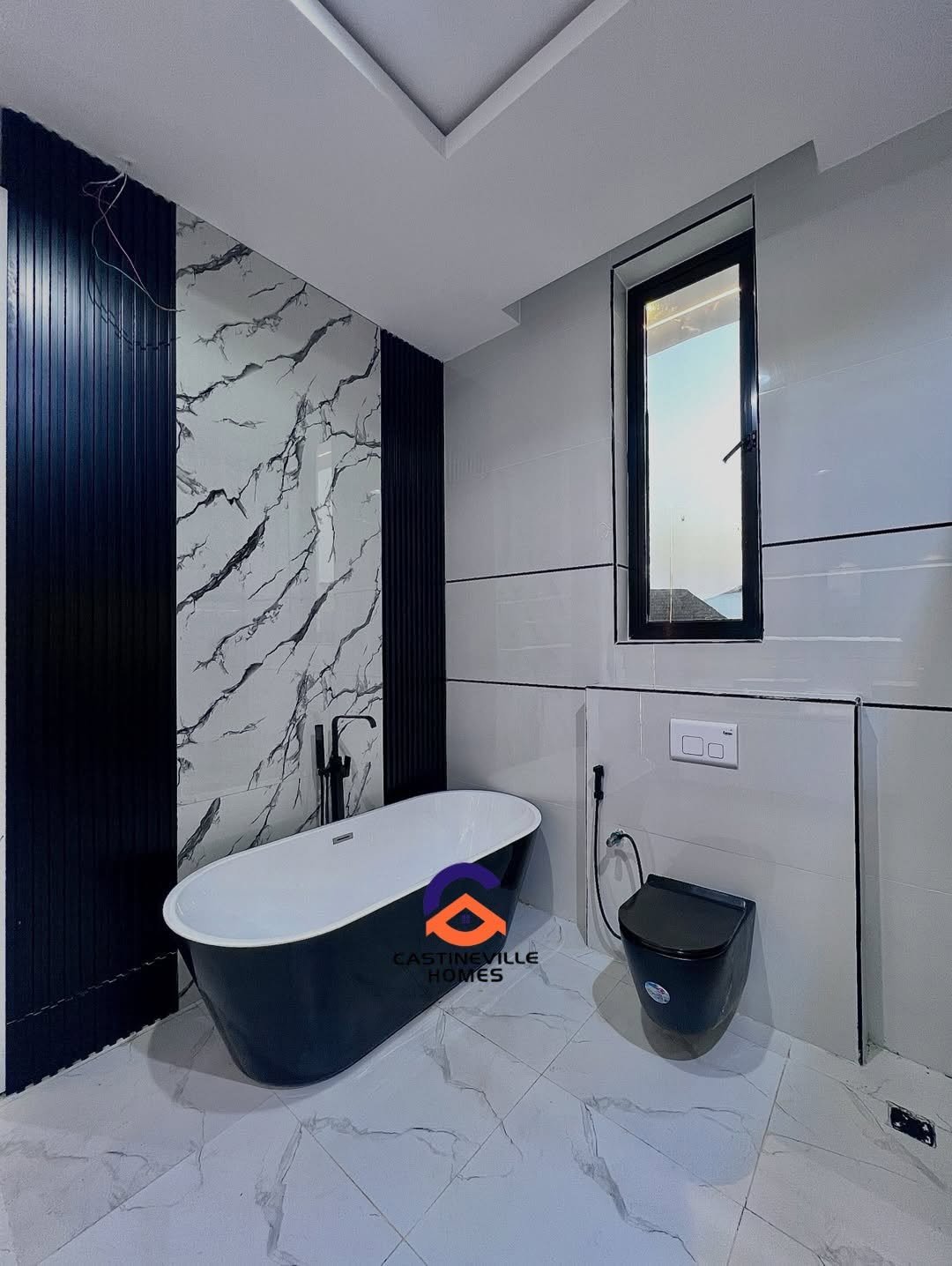 For Sale‼️__Newly Built Deluxe 5 Bedroom Fully Detached Duplex with a Swimming pool seating on a 600sqm land__Location-VGC axis Lekki Lagos‼️__Fea_14