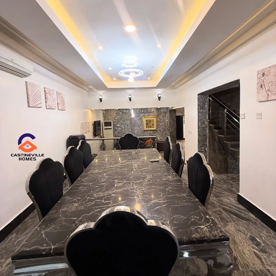 New listing __Fully gated 5bedrooms semi detached duplex 2room boys quarters available for sale __Location_📍Maitama – Abuja ( Inside an estate )__Price_4