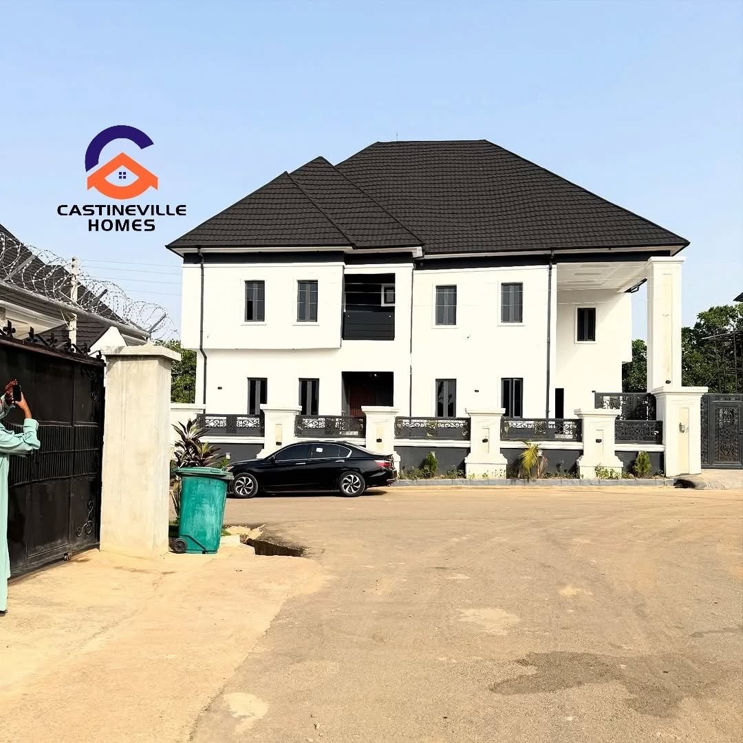 New listing __Newly constructed 5bedrooms fully detached gated duplex with a maids rooms available for sale__Location_📍Galadimawa – Abuja __Price_ 450M (