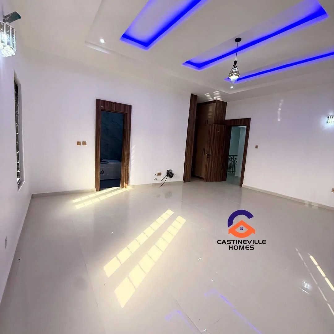 New listing __Newly constructed 5bedrooms fully detached gated duplex with a maids rooms available for sale__Location_📍Galadimawa – Abuja __Price_ 450M_4