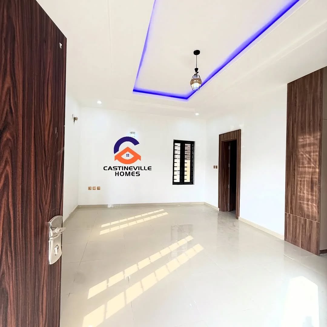 New listing __Newly constructed 5bedrooms fully detached gated duplex with a maids rooms available for sale__Location_📍Galadimawa – Abuja __Price_ 450M_5