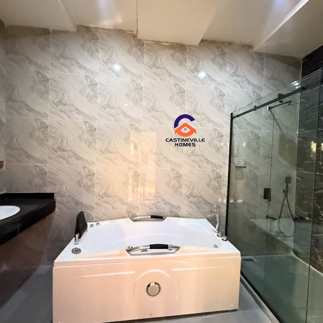 New listing __Newly constructed 5bedrooms fully detached gated duplex with a maids rooms available for sale__Location_📍Galadimawa – Abuja __Price_ 450M_6